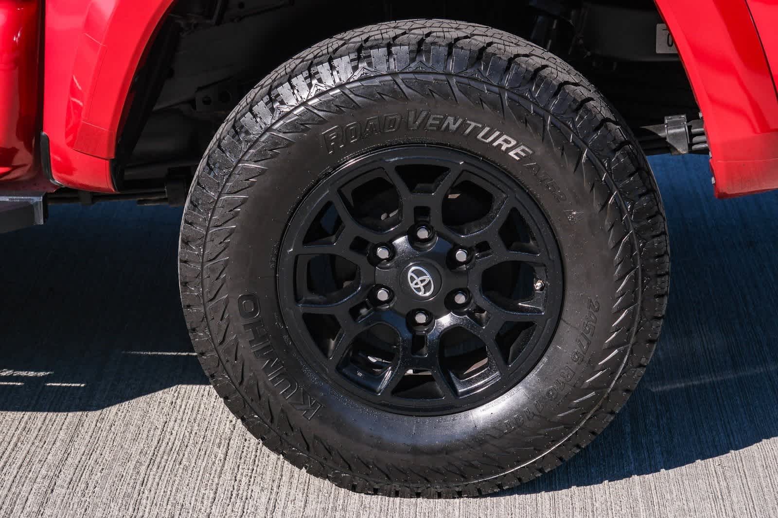 Thumbnail: 2020 Toyota Tacoma - 9
