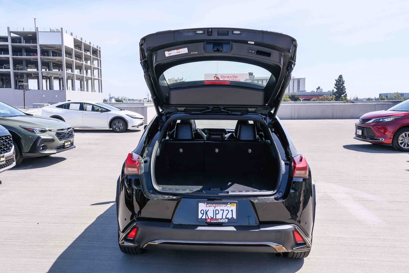 Thumbnail: 2020 Lexus UX - 25