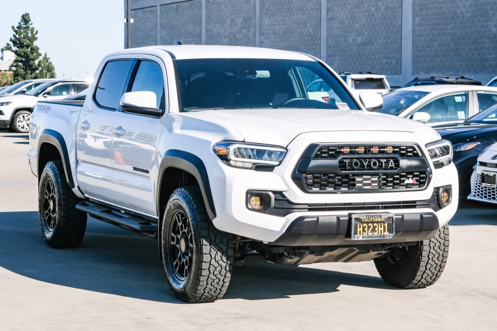 Thumbnail: 2023 Toyota Tacoma - 3