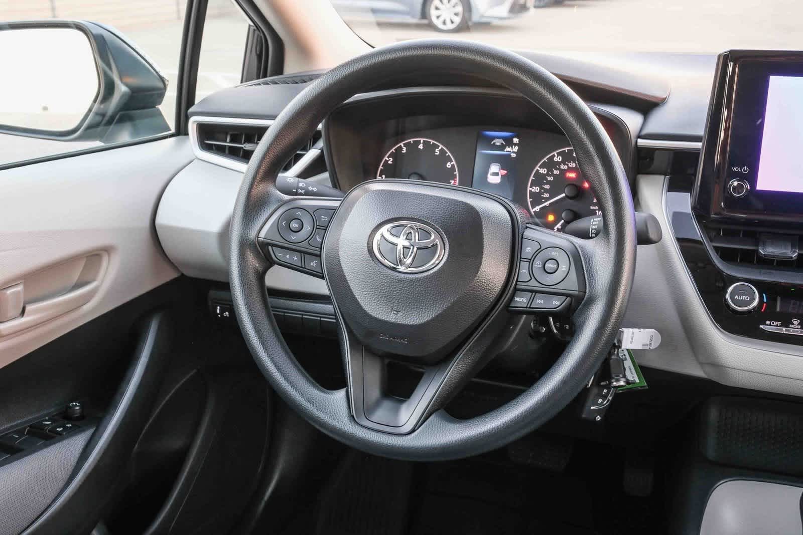 Thumbnail: 2025 Toyota Corolla - 17