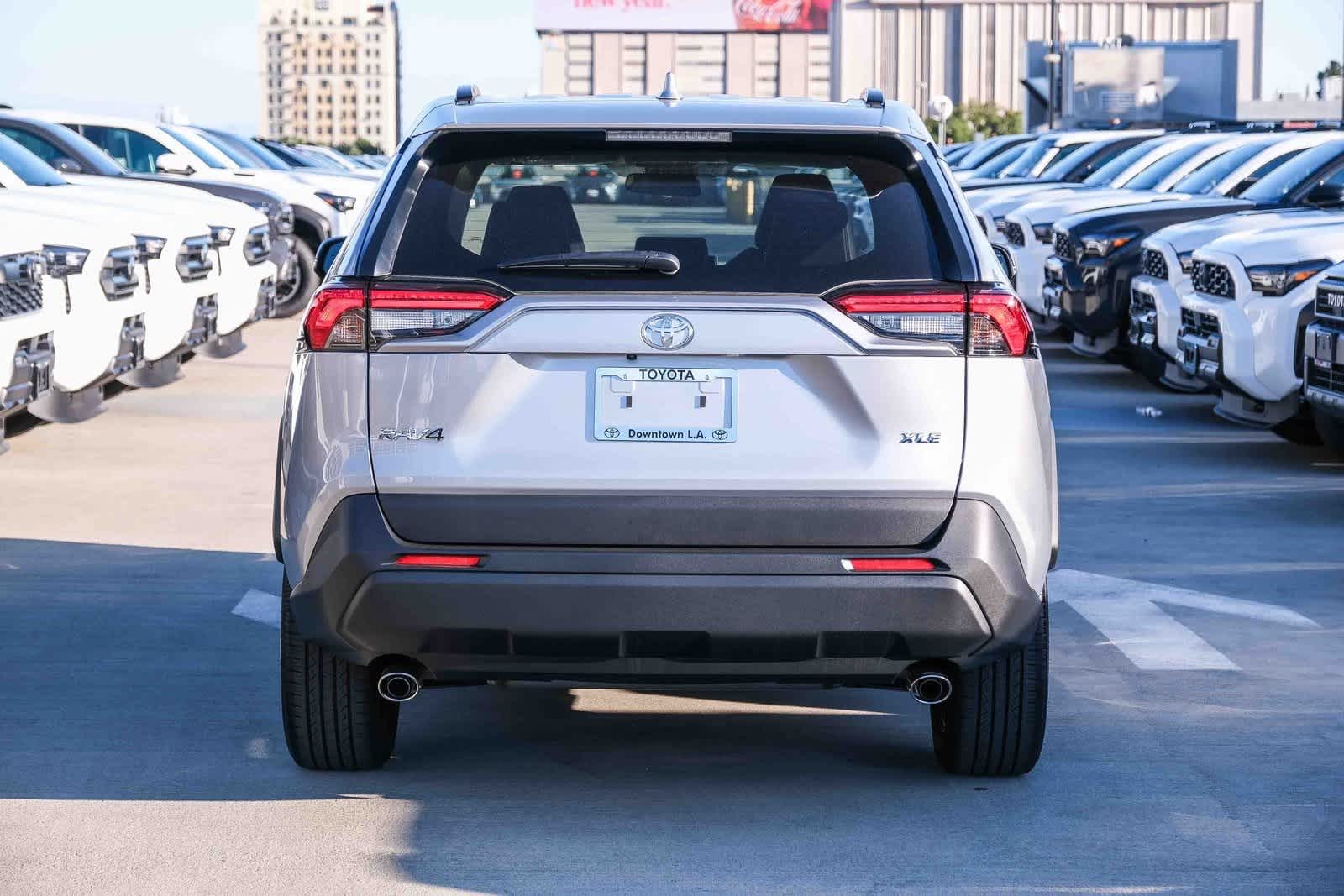 Thumbnail: 2025 Toyota RAV4 - 5