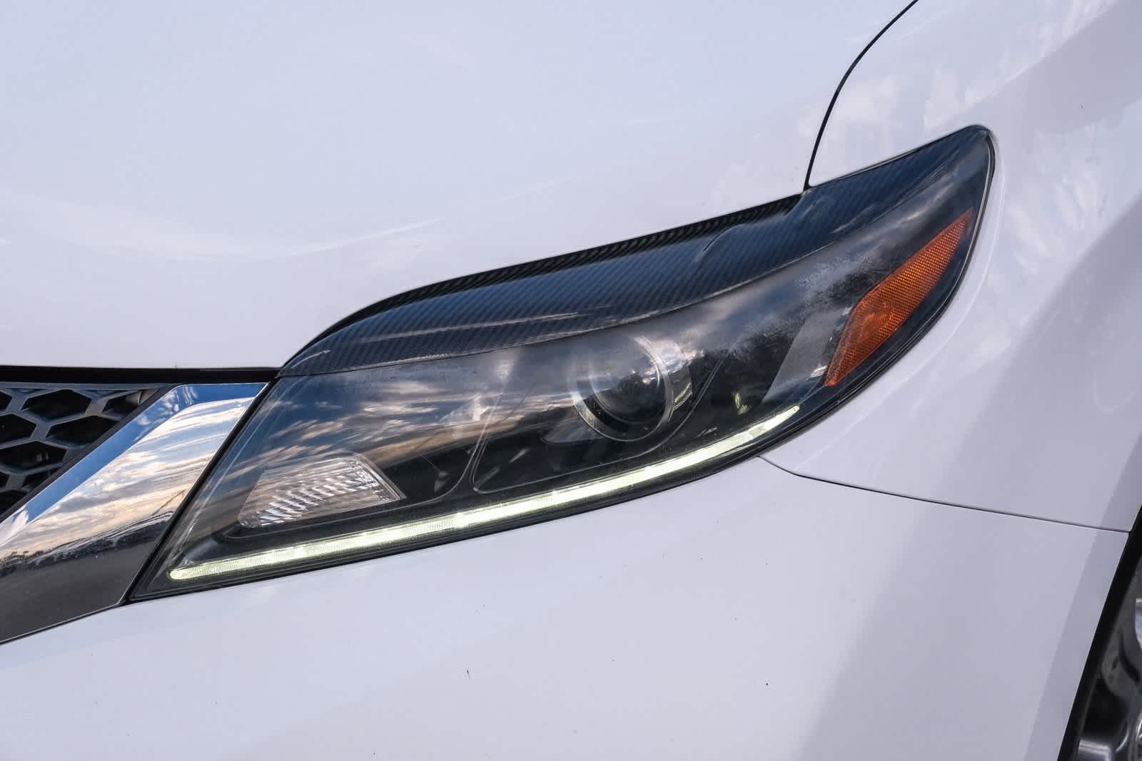 Thumbnail: 2015 Toyota Sienna - 11