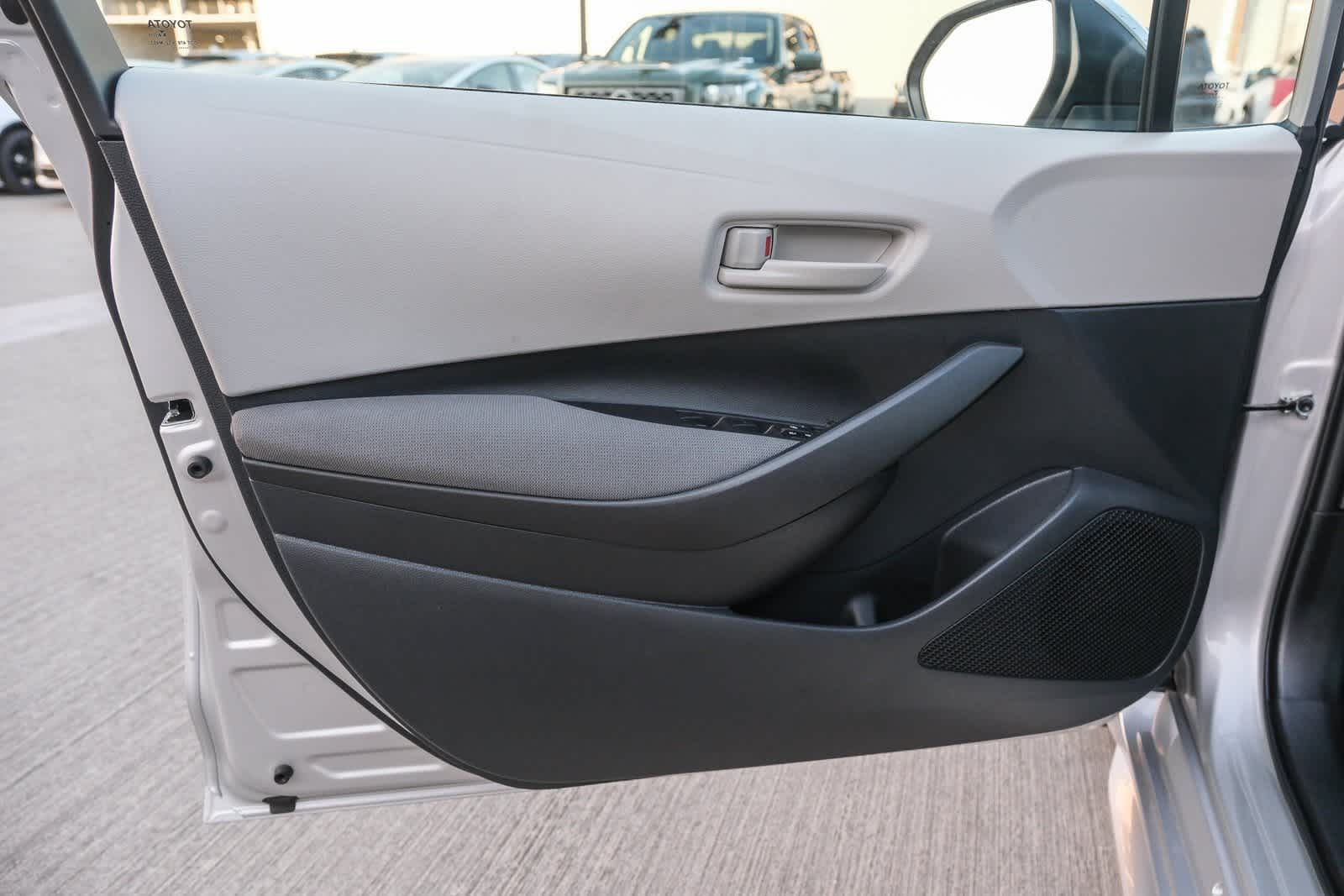 Thumbnail: 2025 Toyota Corolla - 23