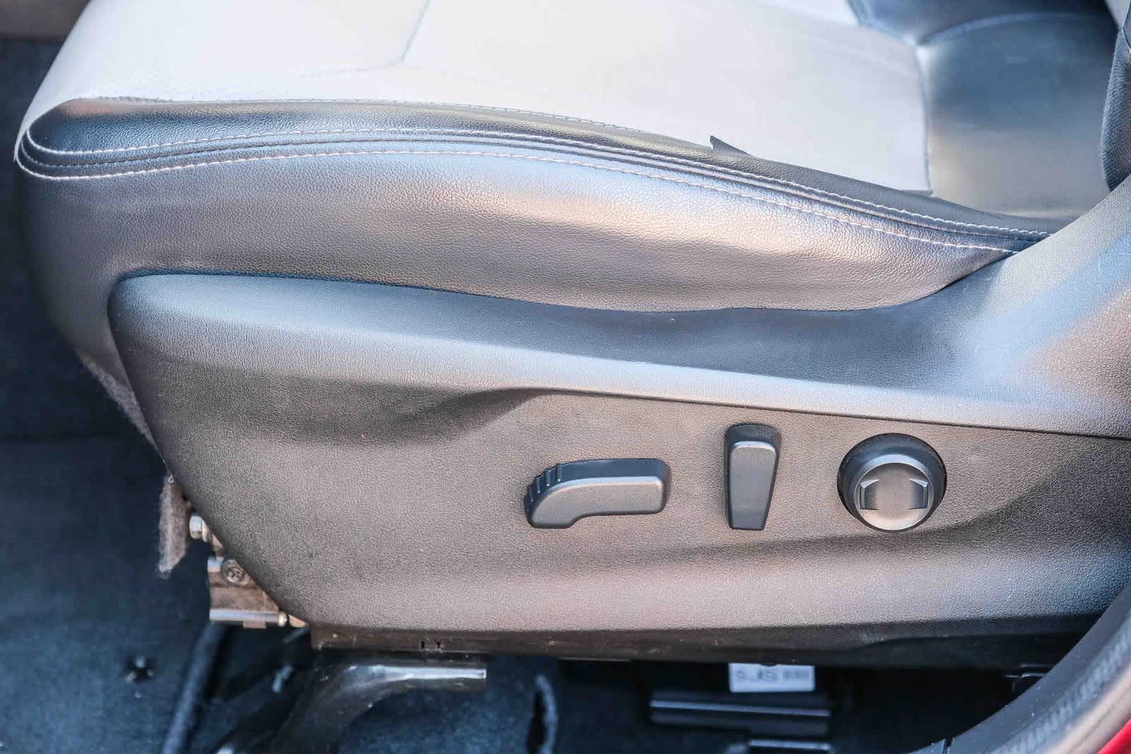 Thumbnail: 2019 Subaru Forester - 19