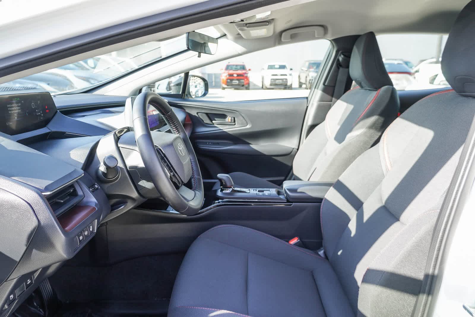 Thumbnail: 2024 Toyota Prius Prime - 19