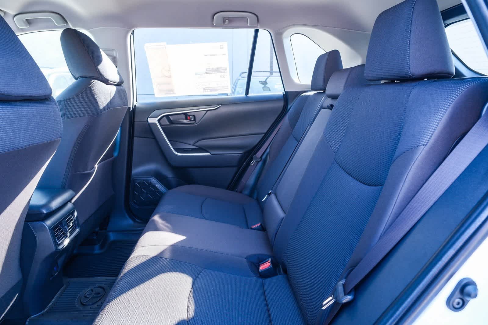 Thumbnail: 2025 Toyota RAV4 - 19