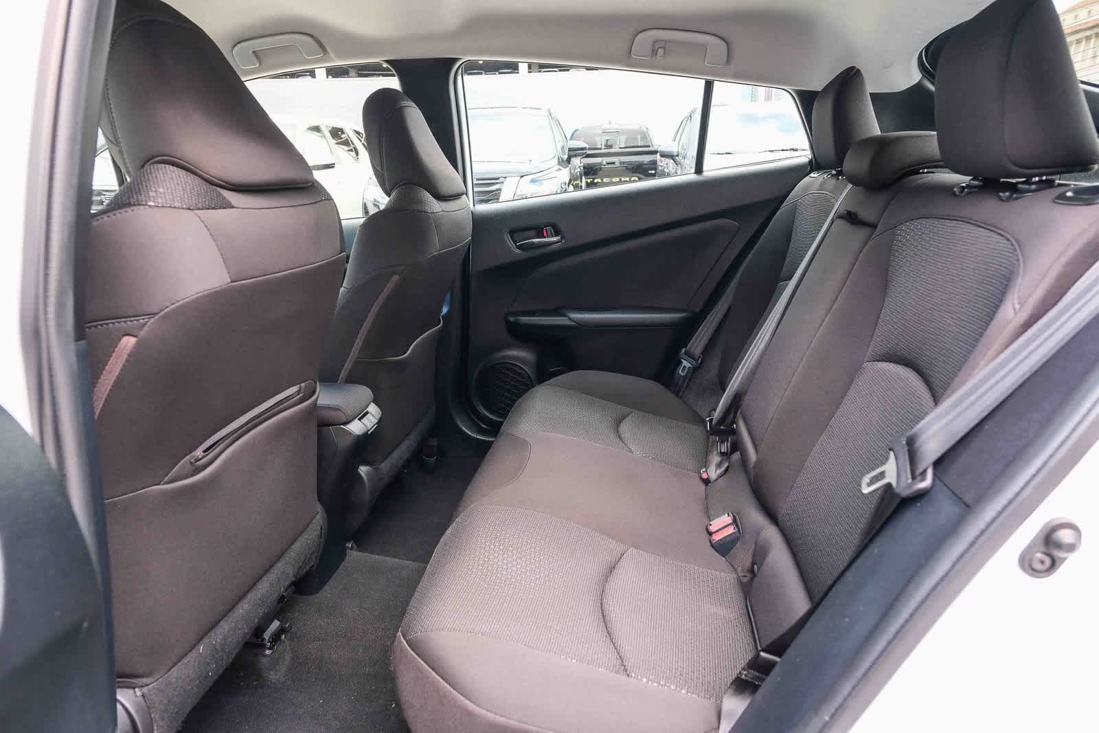 Thumbnail: 2021 Toyota Prius - 19