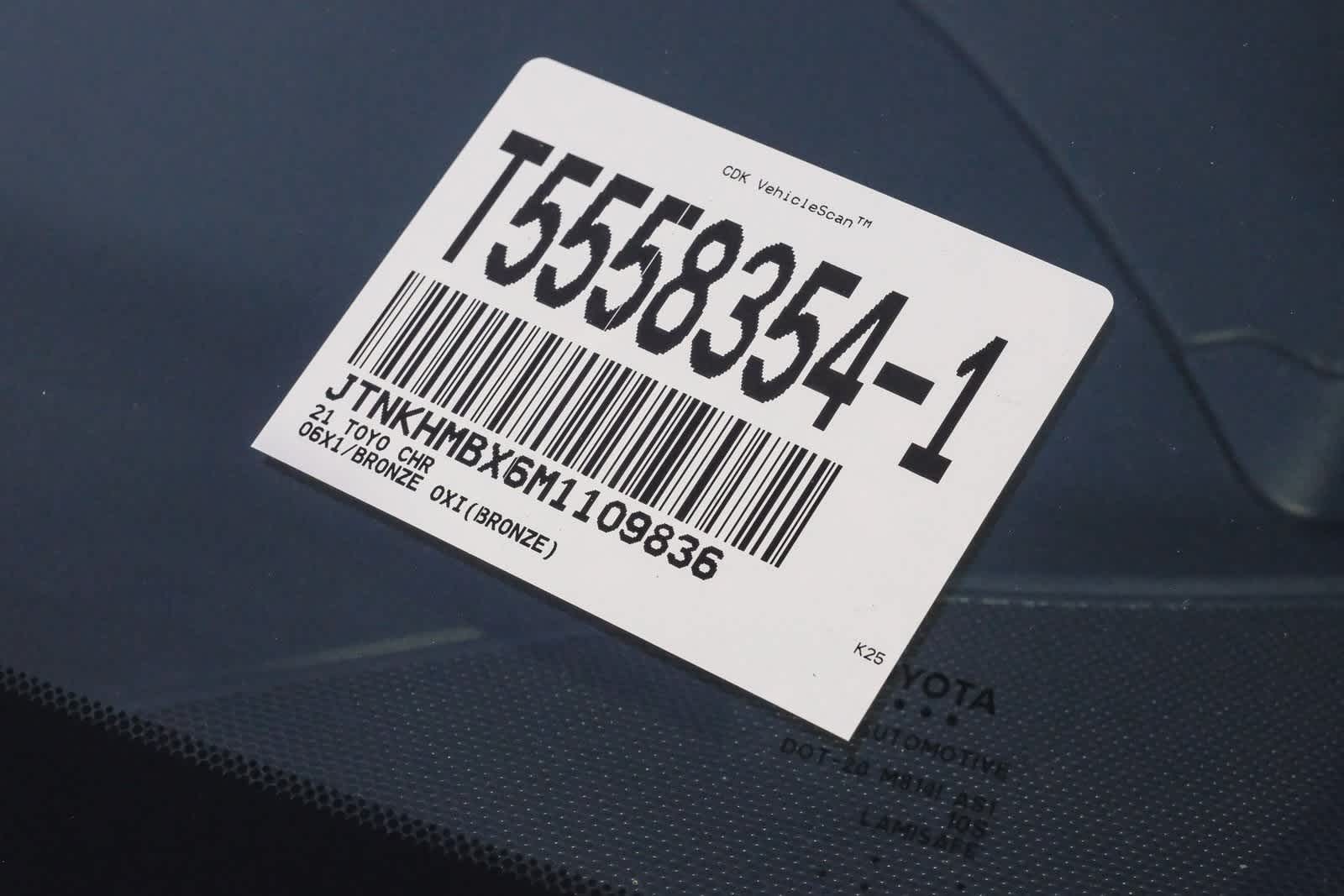 Thumbnail: 2021 Toyota C-HR - 28