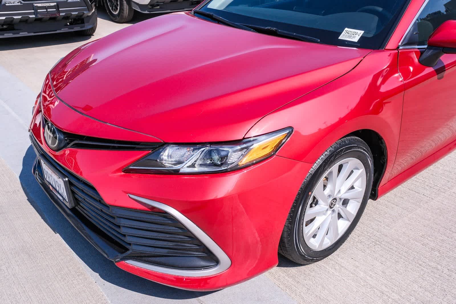 Thumbnail: 2023 Toyota Camry - 12