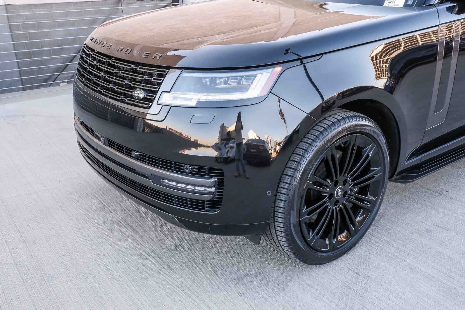 Thumbnail: 2024 Land Rover Range Rover - 11