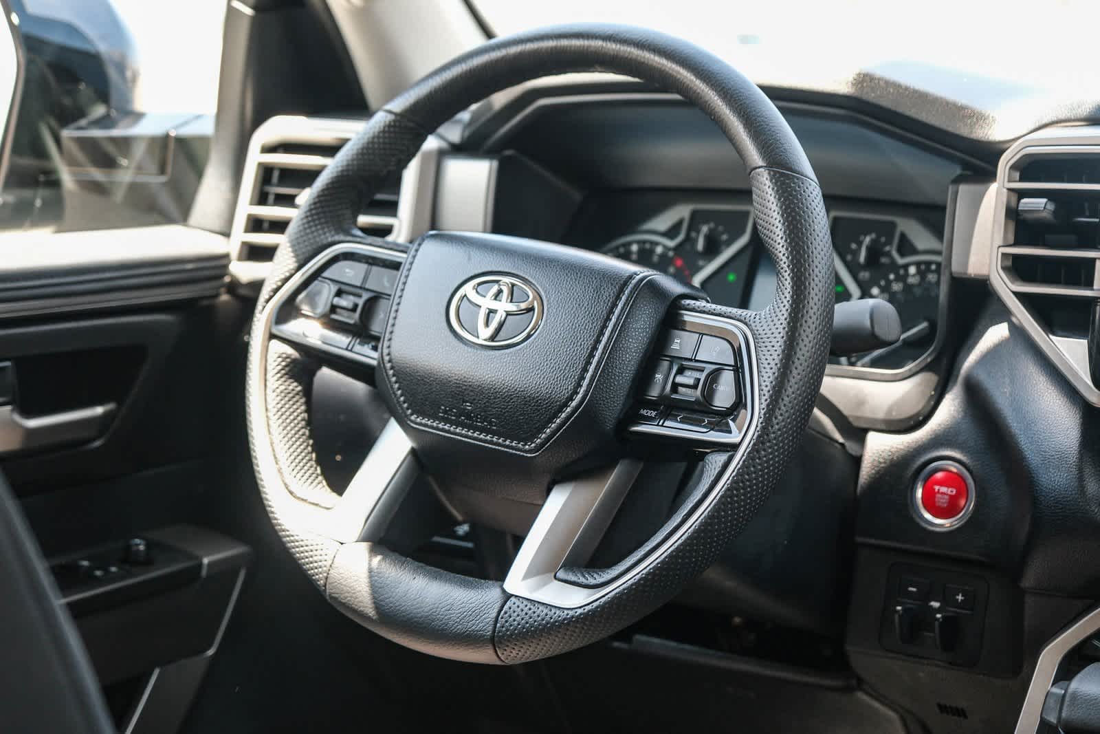 Thumbnail: 2024 Toyota Tundra - 17