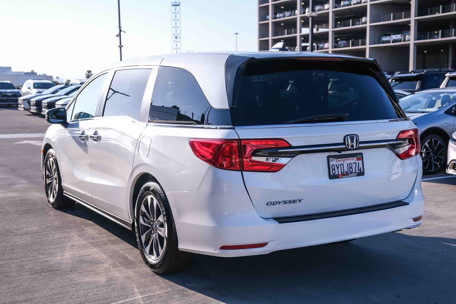 Thumbnail: 2022 Honda Odyssey - 6