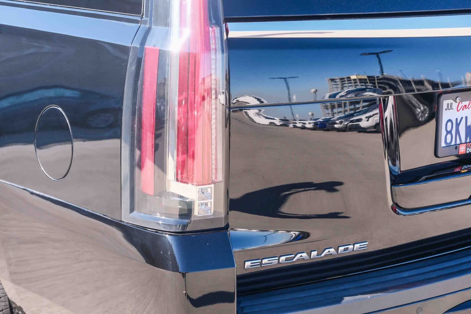 Thumbnail: 2019 Cadillac Escalade - 7