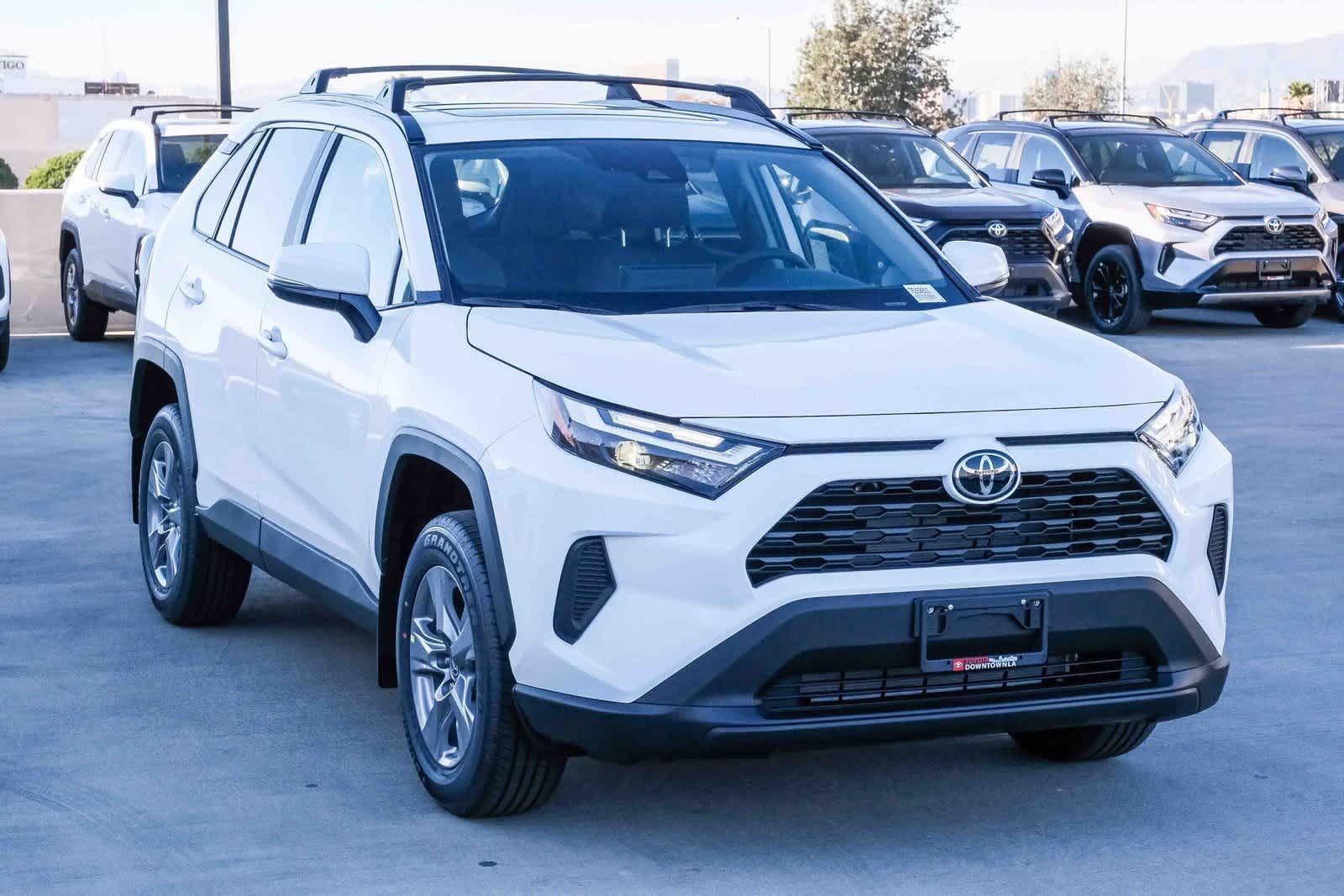 Thumbnail: 2025 Toyota RAV4 - 3