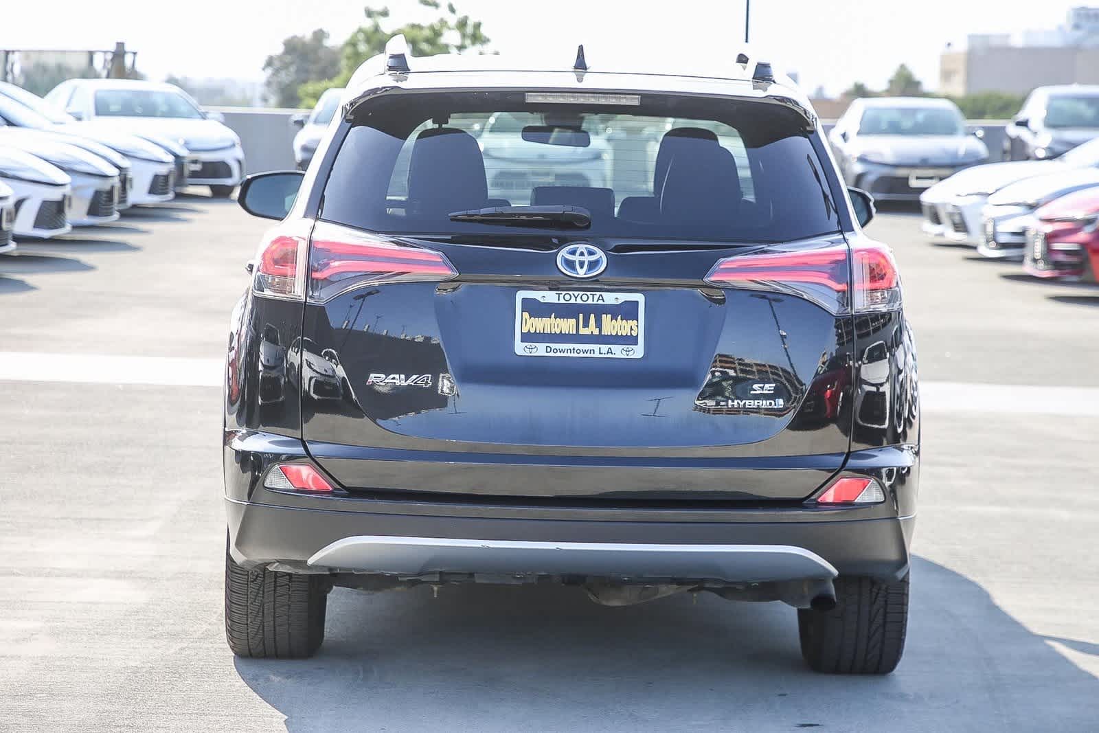 Thumbnail: 2018 Toyota RAV4 - 7