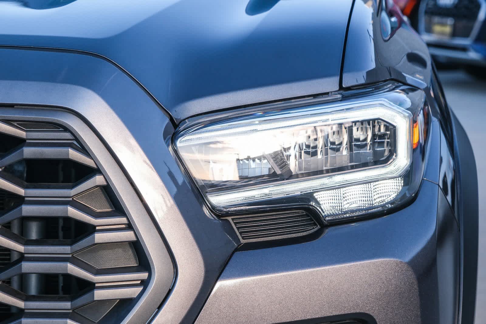 Thumbnail: 2023 Toyota Tacoma - 11