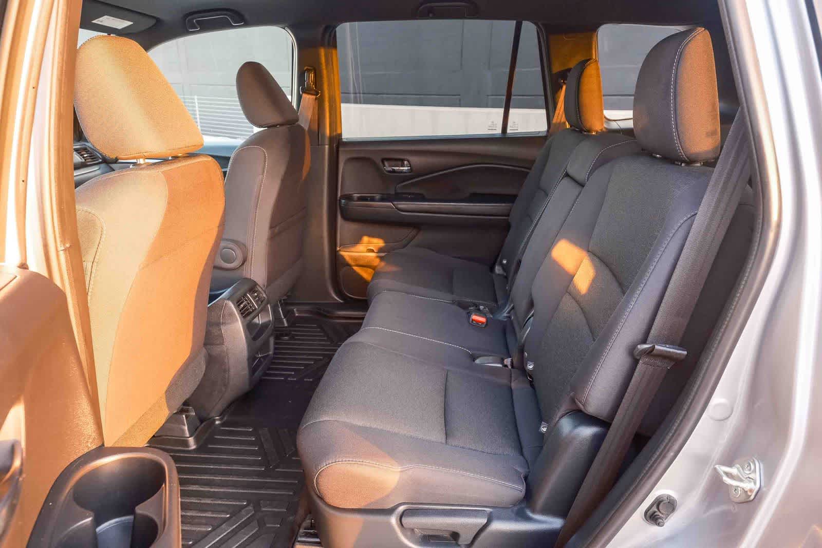 Thumbnail: 2019 Honda Passport - 19