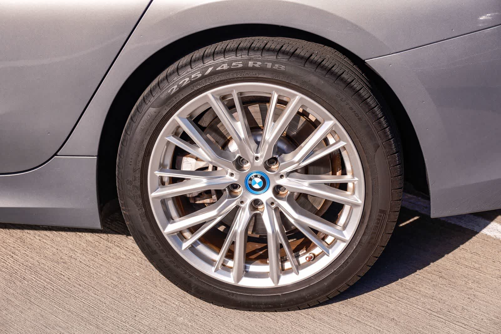 Thumbnail: 2023 BMW 3 Series - 9