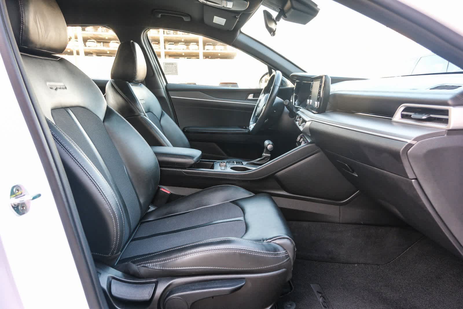 Thumbnail: 2021 Kia K5 - 17