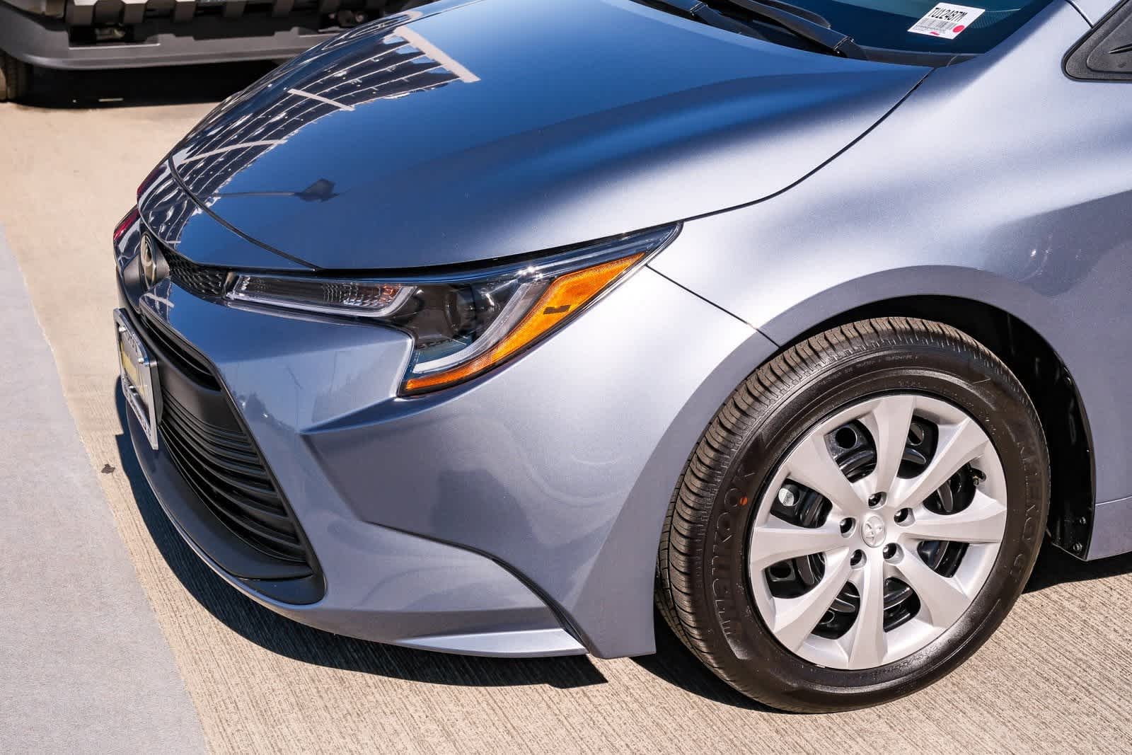 Thumbnail: 2025 Toyota Corolla - 12