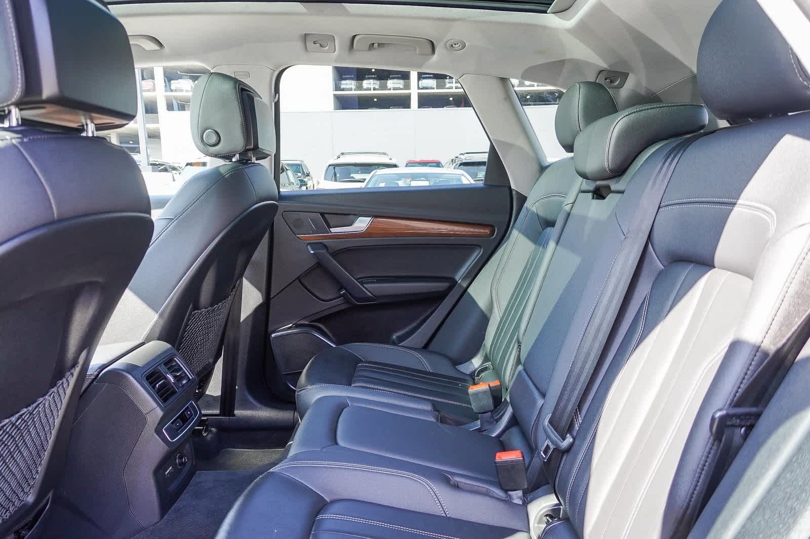 Thumbnail: 2022 Audi Q5 - 17