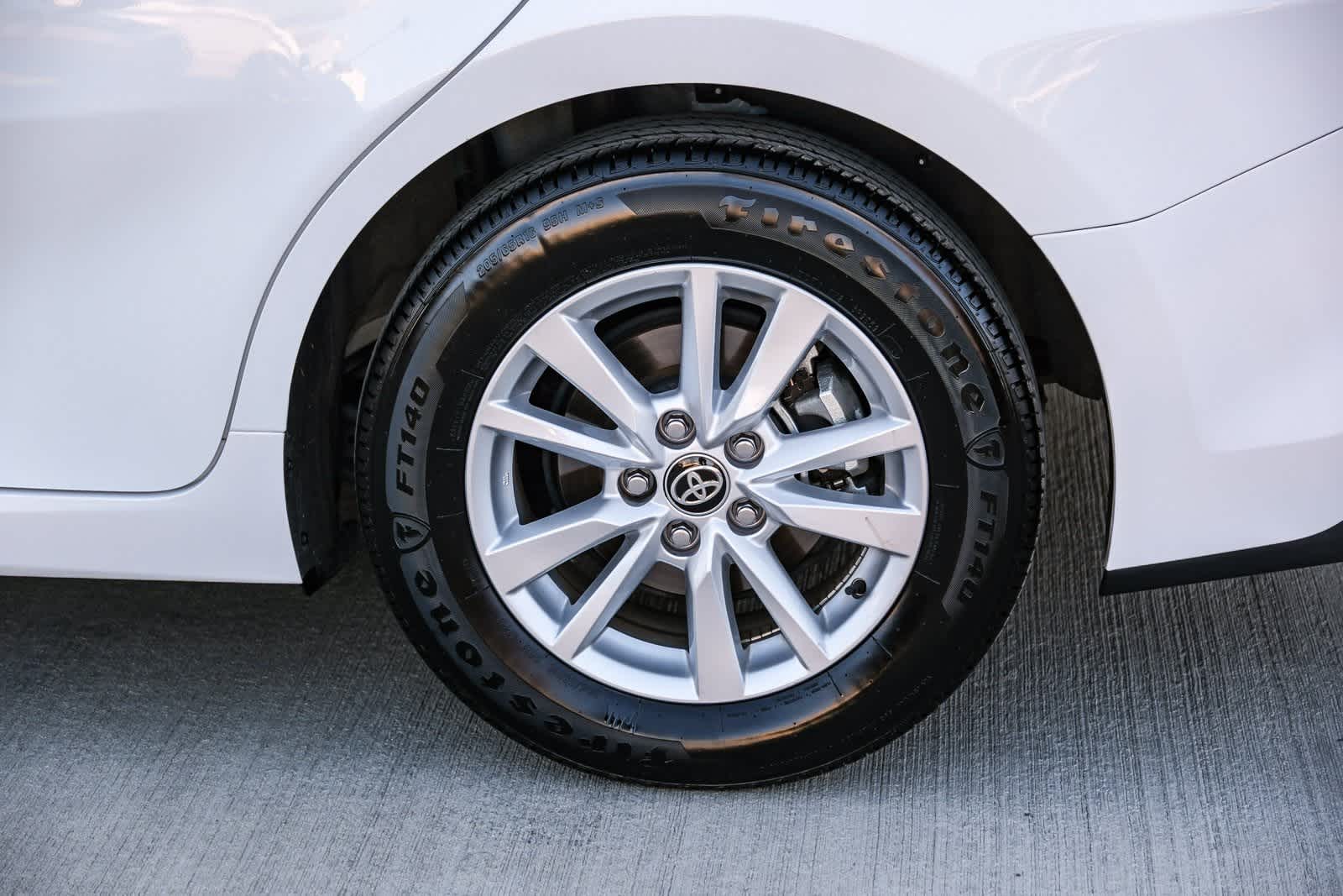 Thumbnail: 2025 Toyota Camry - 9