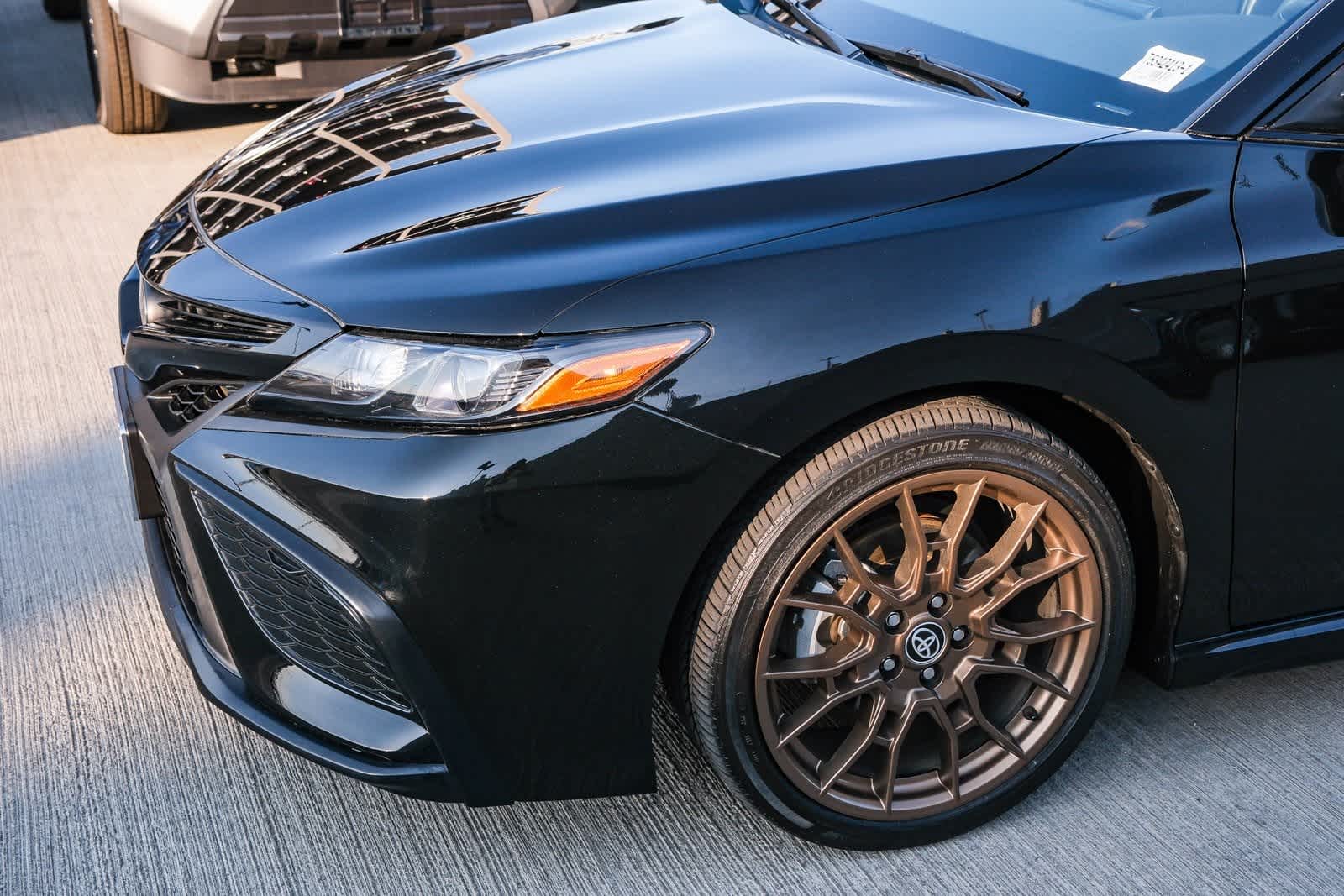 Thumbnail: 2023 Toyota Camry - 12