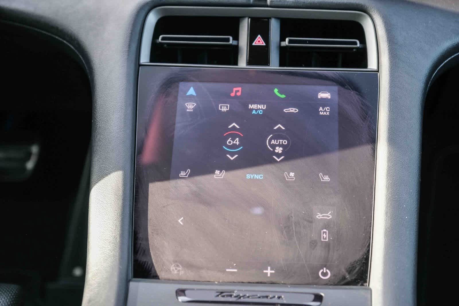 Thumbnail: 2025 Porsche Taycan - 15