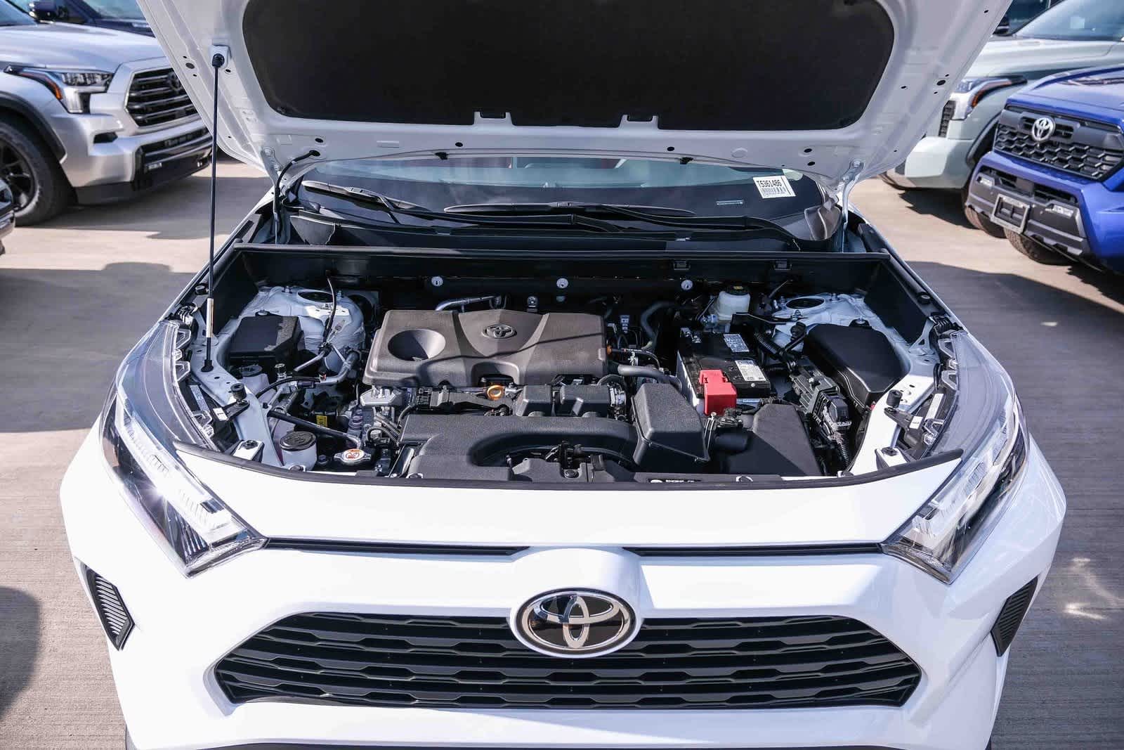 Thumbnail: 2025 Toyota RAV4 - 28