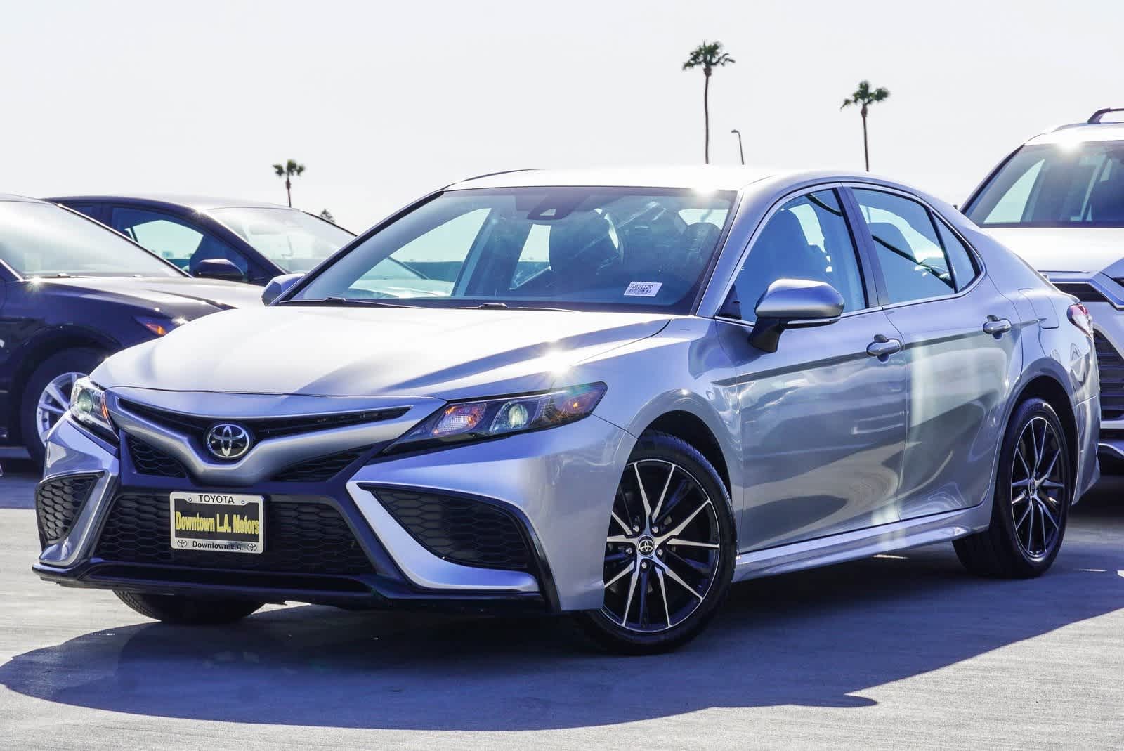 2022 Toyota Camry SE -
                  Los Angeles, CA