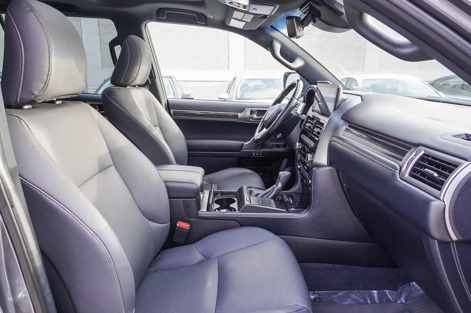 2023 Lexus GX 460 19