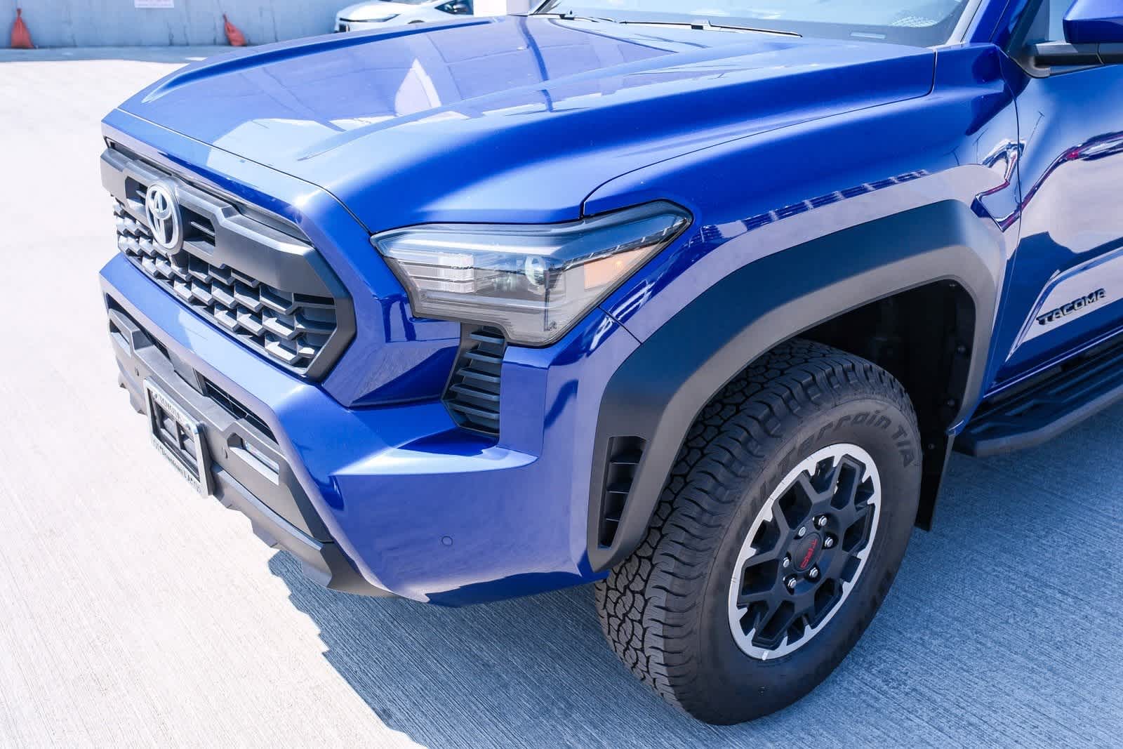 Thumbnail: 2024 Toyota Tacoma - 12