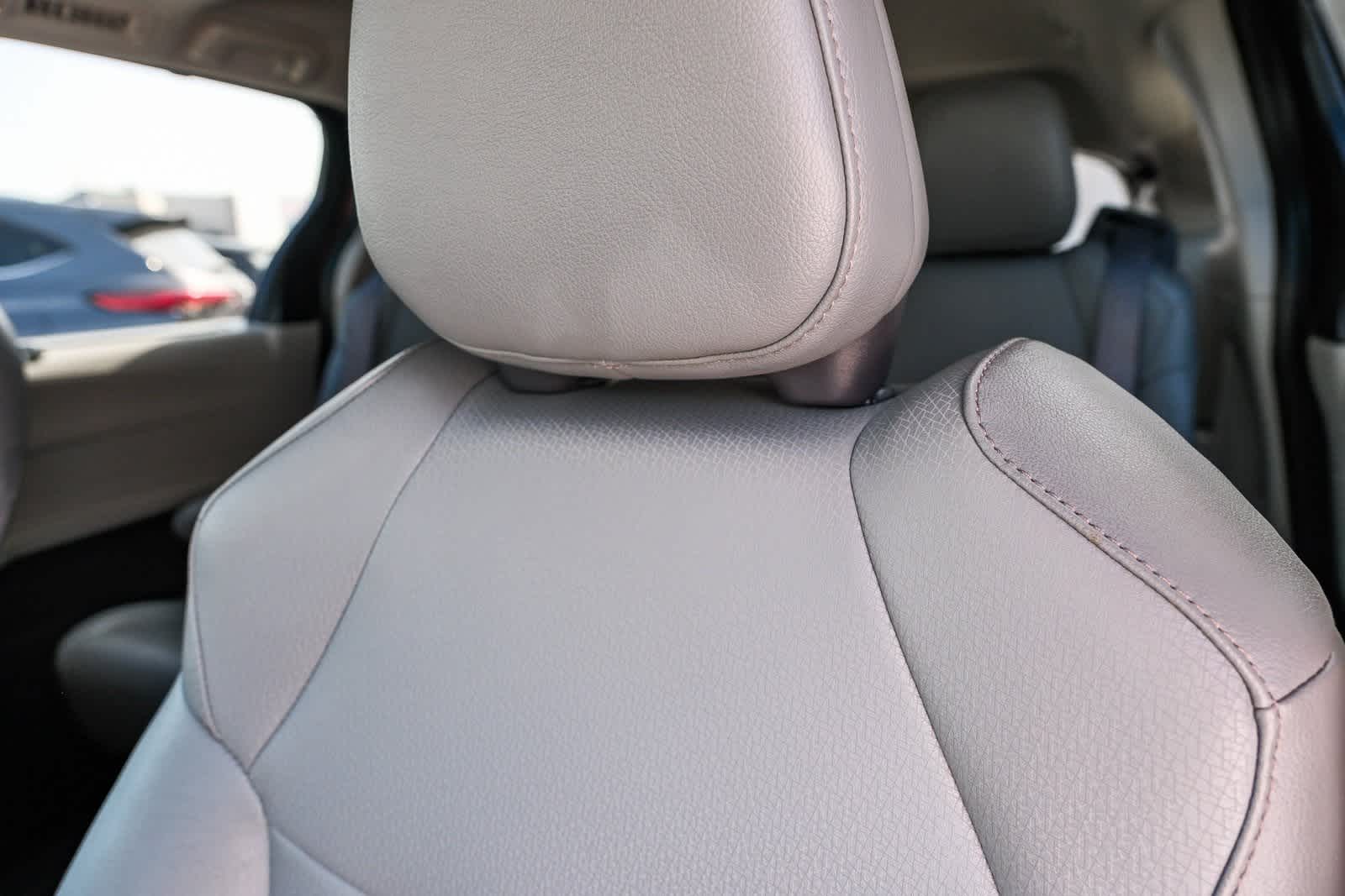 Thumbnail: 2024 Toyota Sienna - 22