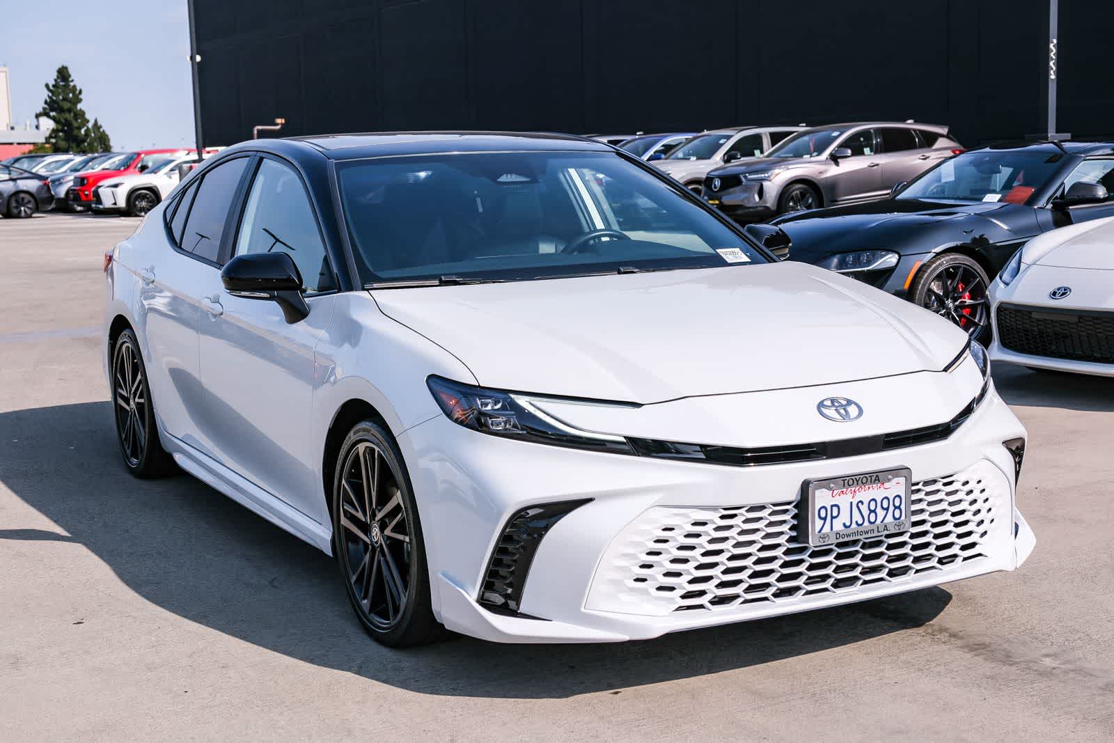 Thumbnail: 2025 Toyota Camry - 3