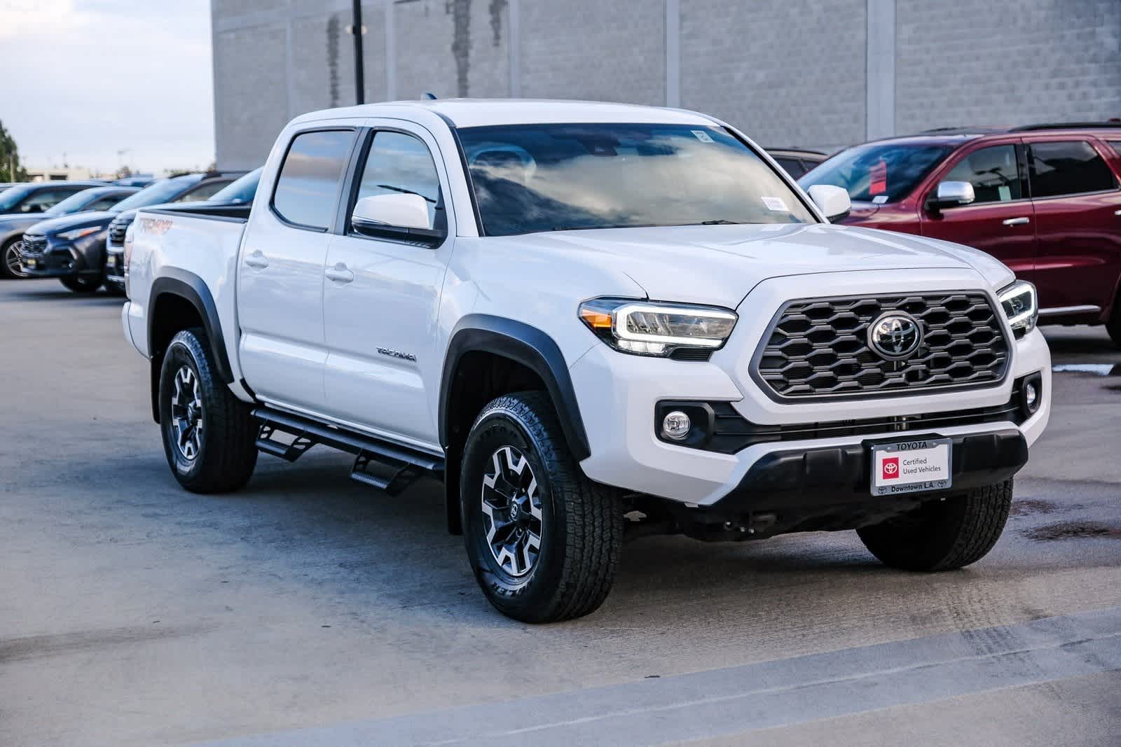 Thumbnail: 2021 Toyota Tacoma - 3