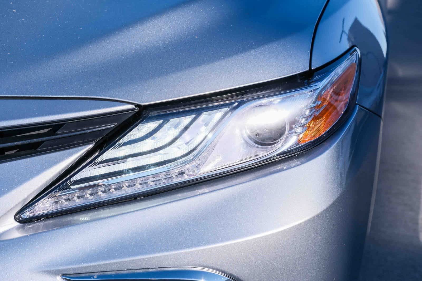 Thumbnail: 2023 Toyota Camry - 11