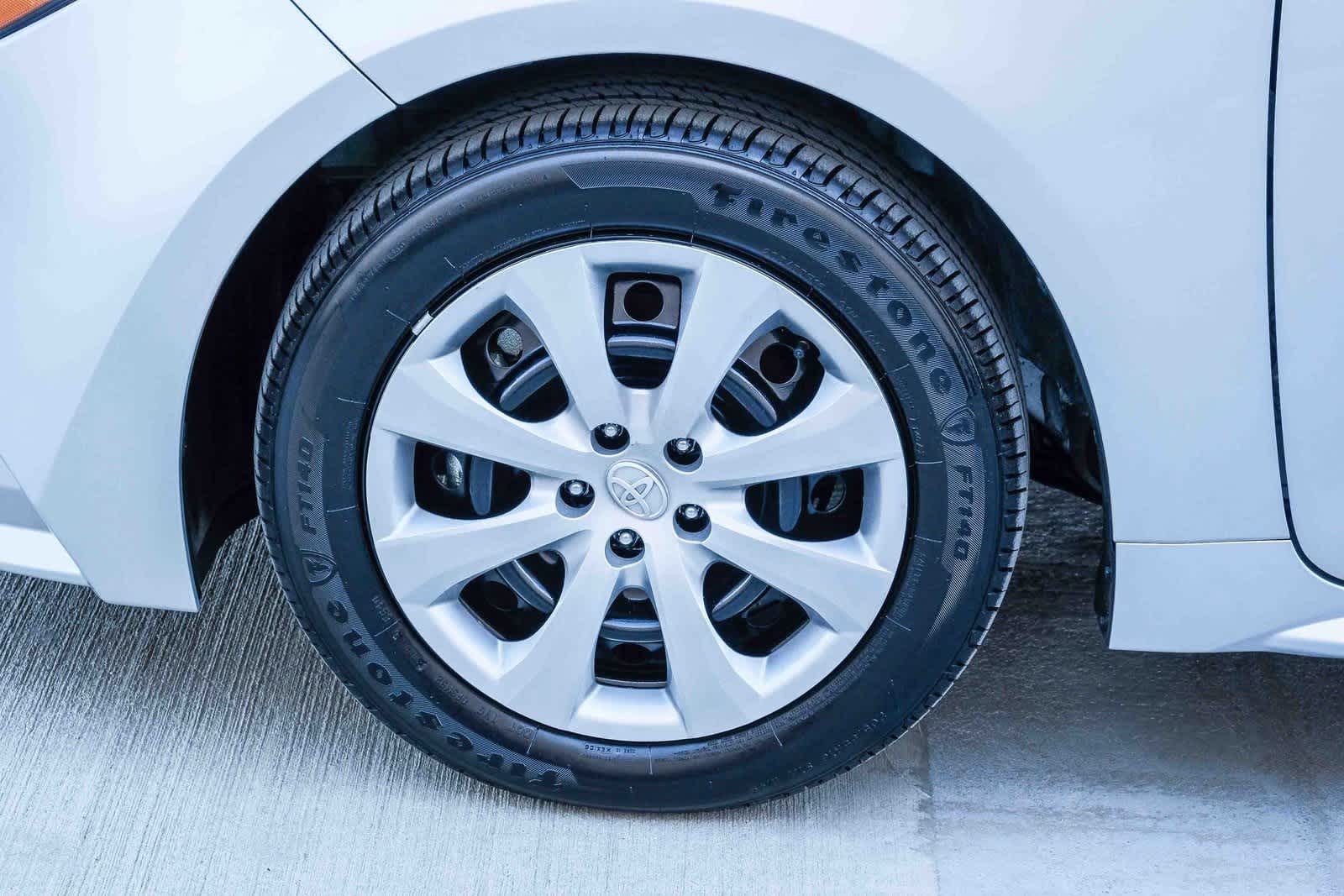 Thumbnail: 2025 Toyota Corolla - 10