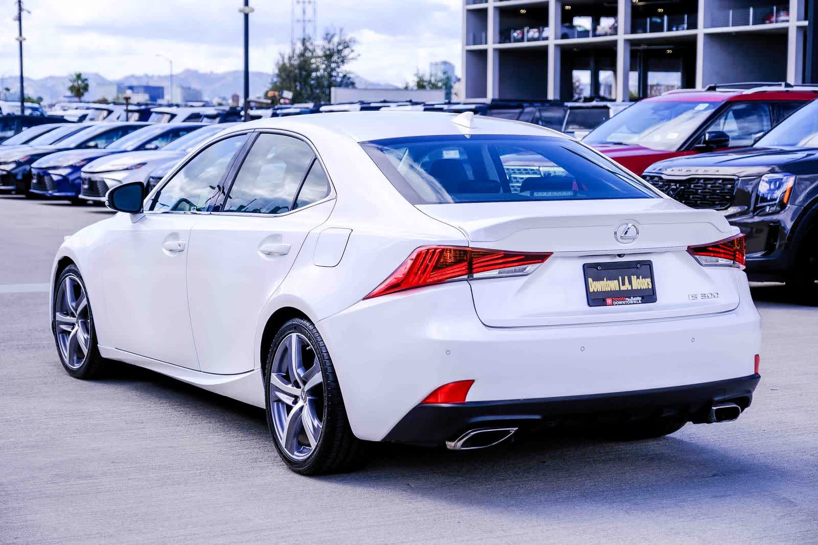 Thumbnail: 2018 Lexus IS - 6