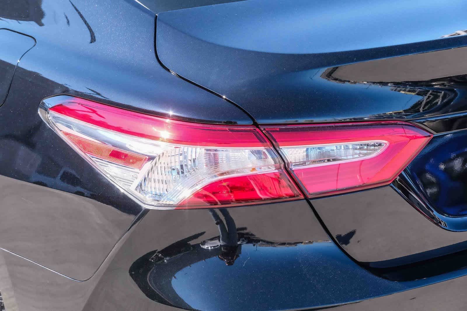 Thumbnail: 2020 Toyota Camry - 7