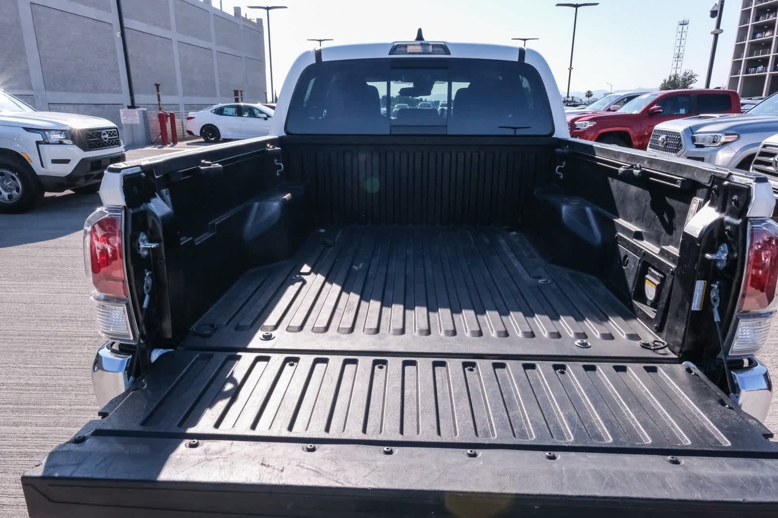 Thumbnail: 2023 Toyota Tacoma - 25