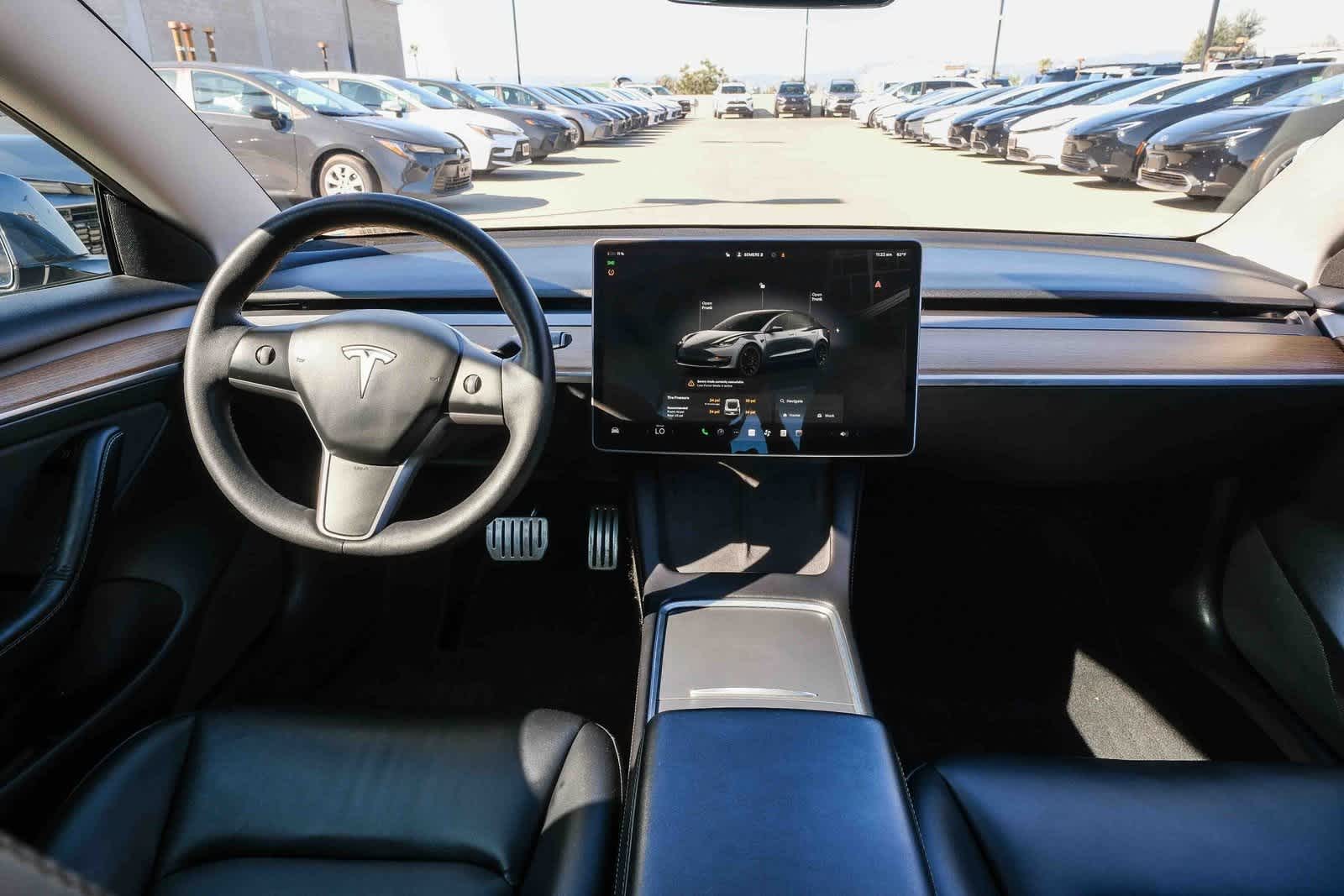 Thumbnail: 2022 Tesla Model 3 - 13