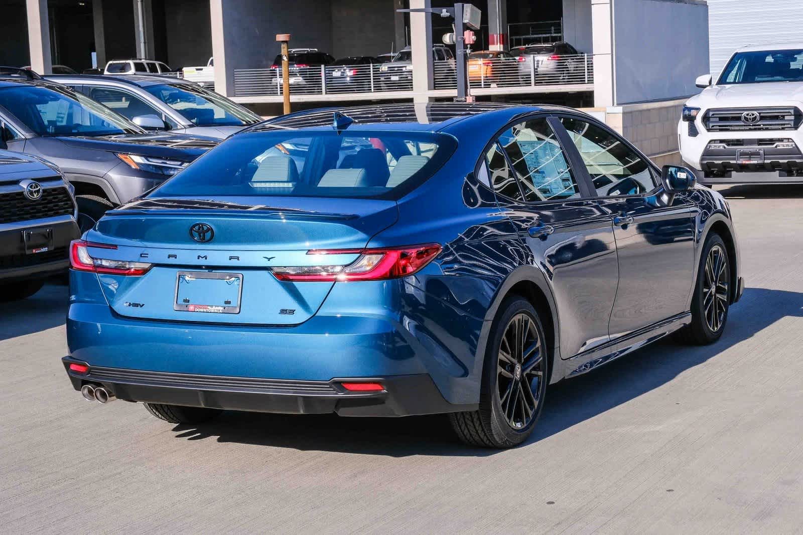 Thumbnail: 2026 Toyota Camry - 4