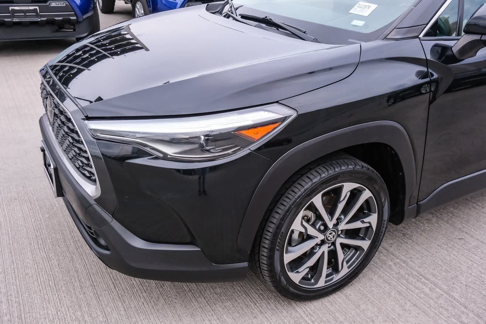 Thumbnail: 2023 Toyota Corolla Cross - 12
