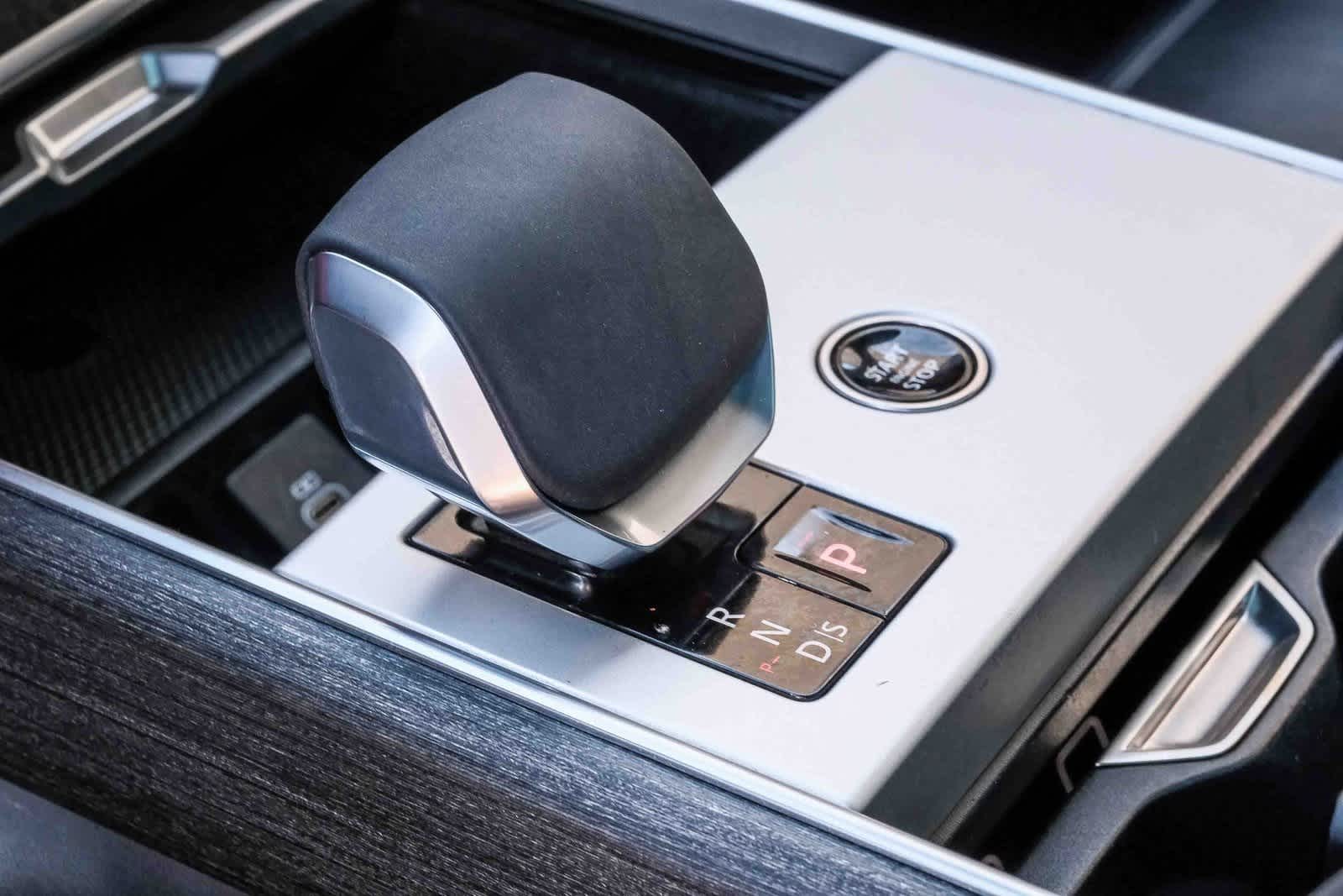 Thumbnail: 2024 Land Rover Range Rover - 19