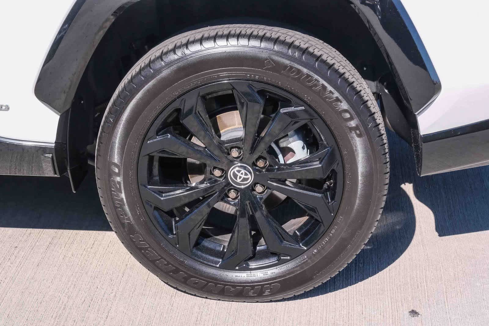 Thumbnail: 2023 Toyota RAV4 - 9