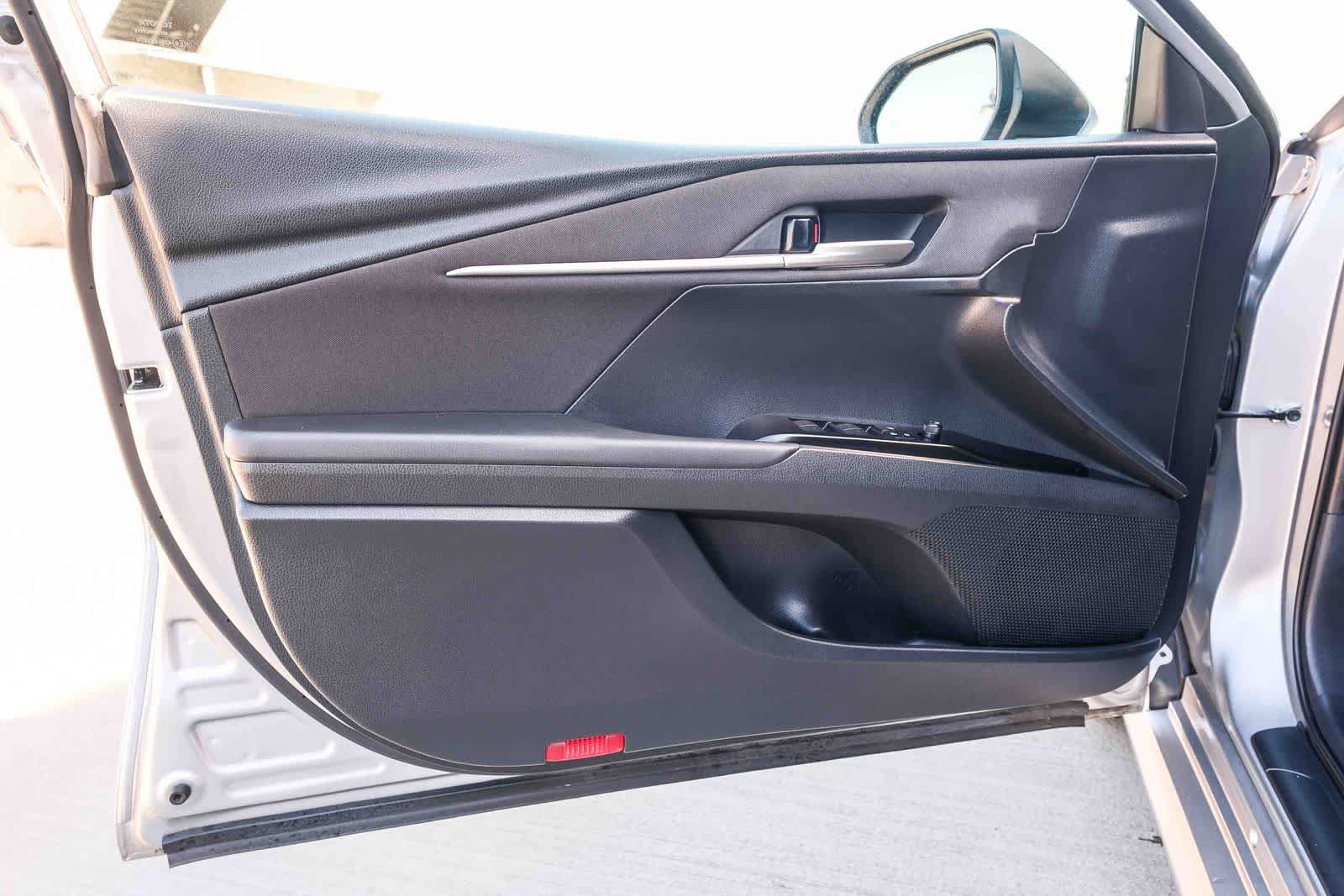 Thumbnail: 2025 Toyota Camry - 21