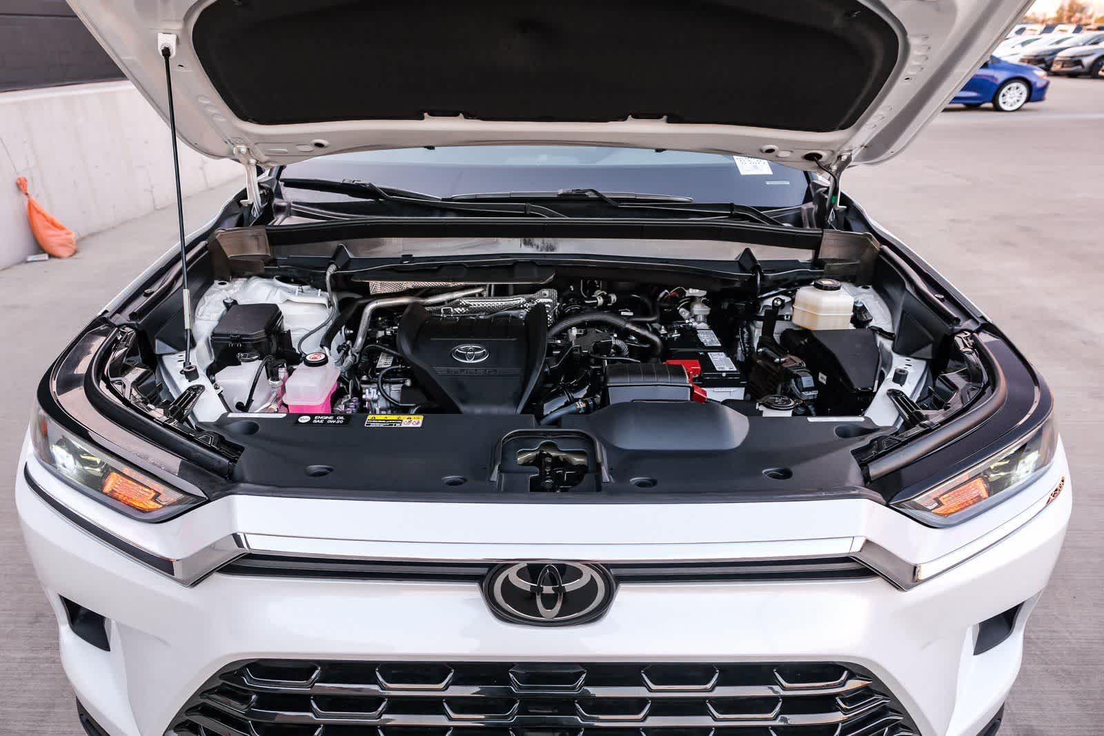 Thumbnail: 2024 Toyota Grand Highlander - 22