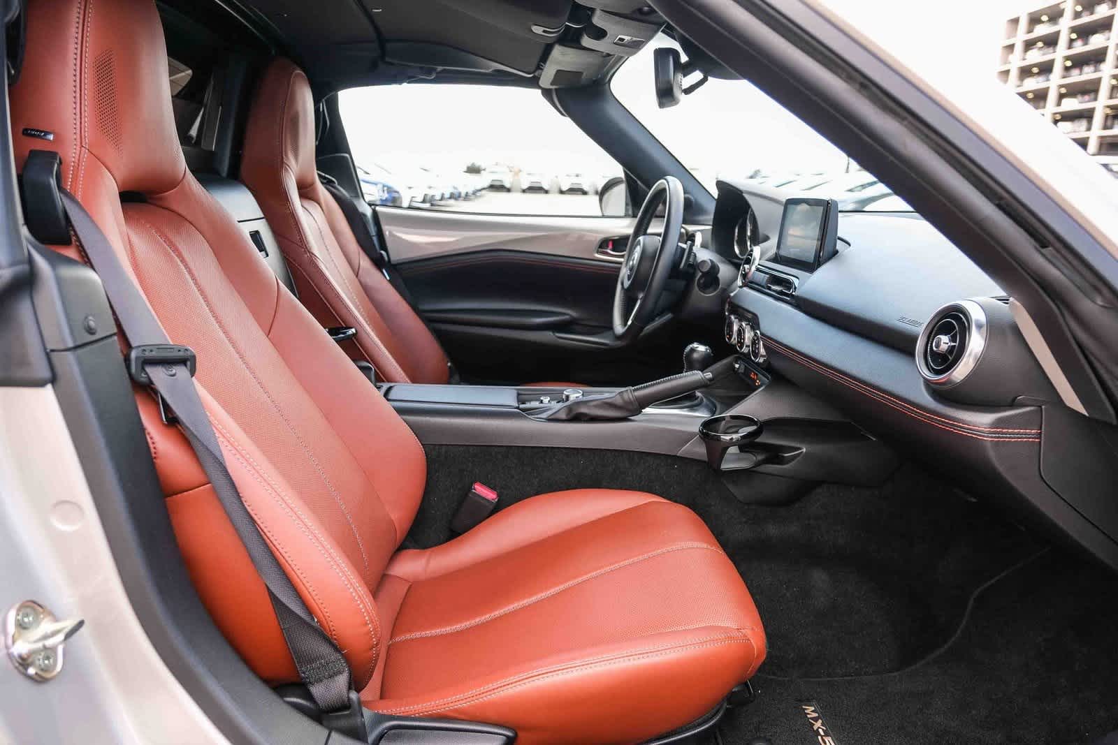 Thumbnail: 2023 Mazda MX-5 Miata - 13