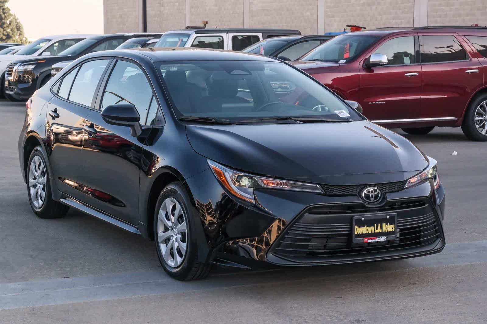 Thumbnail: 2025 Toyota Corolla - 4