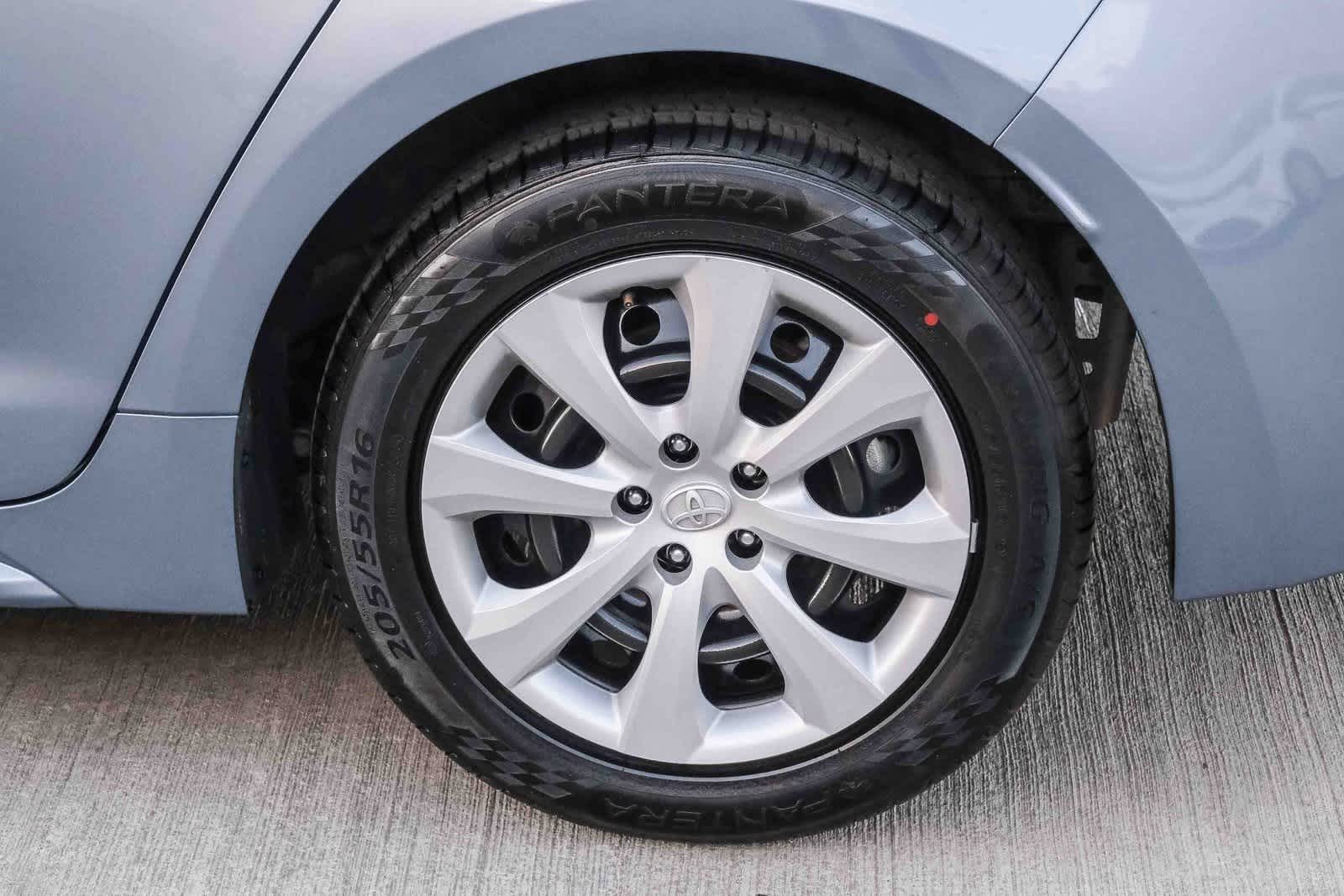 Thumbnail: 2023 Toyota Corolla - 9